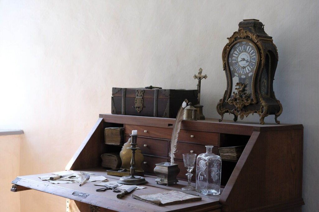 antique regulator wall clocks with pendulum 3