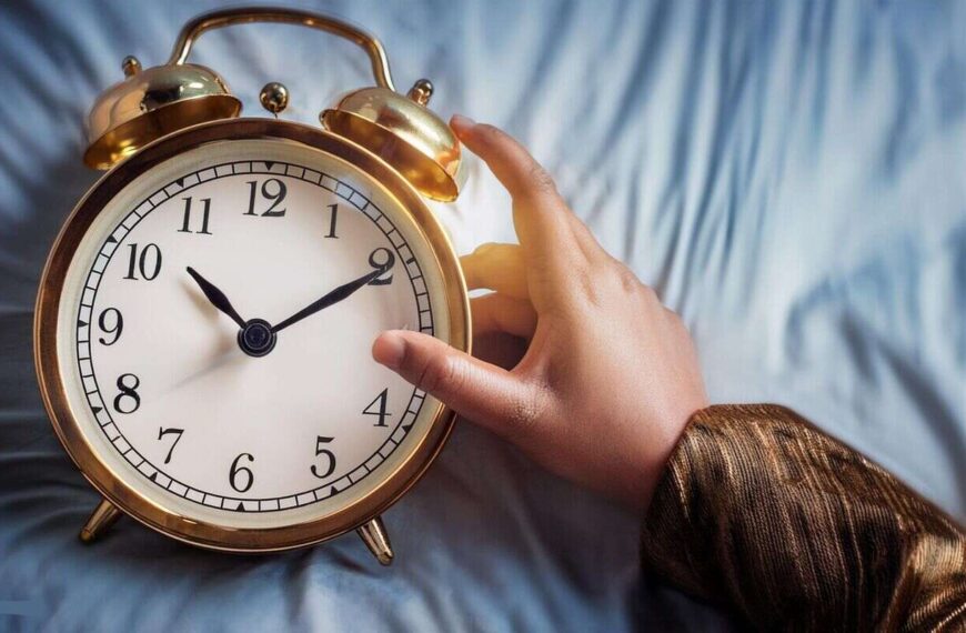 how to set a sharp alarm clock